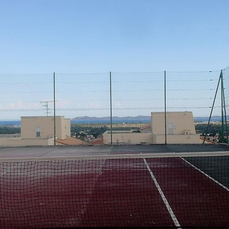 Studio Climatise Dans Residence Avec Piscine Et Tennis 히에레 외부 사진