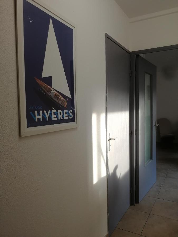 Studio Climatise Dans Residence Avec Piscine Et Tennis 히에레 외부 사진